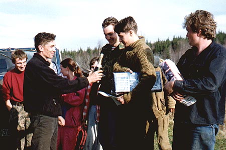 photo01ab.jpg (28101 bytes)