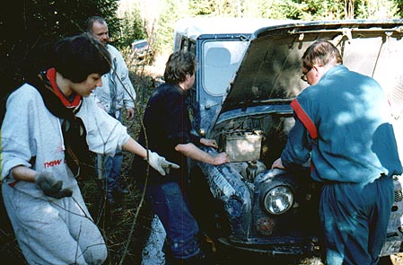 photo01ab.jpg (28101 bytes)