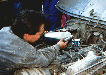 photo01ab.jpg (28101 bytes)